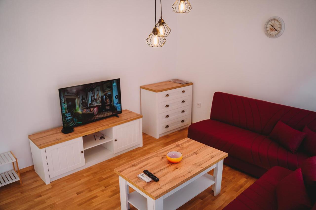 Andreya'S Sea Apartment-Beach, Sea Garden ,Old Town, Free Parking, Free Evcharging Station Varna Exterior photo